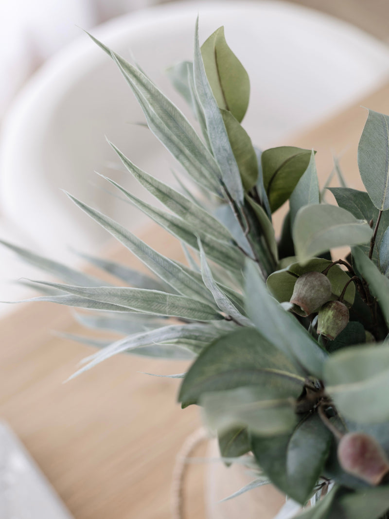 Real vs Faux: Choosing the Right Greenery for Your Space