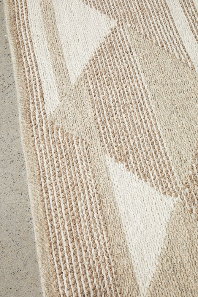 Avalon Taylor Rug | Natural Wander & Wild 