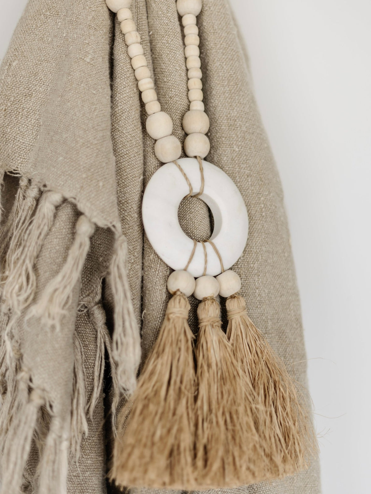 Ayu Marble Raffia Tassel Garland - Wander & Wild Home