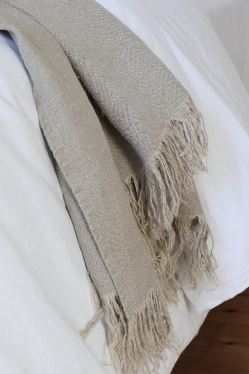 Aspire Stonewashed Linen Throw - Natural Wander & Wild 