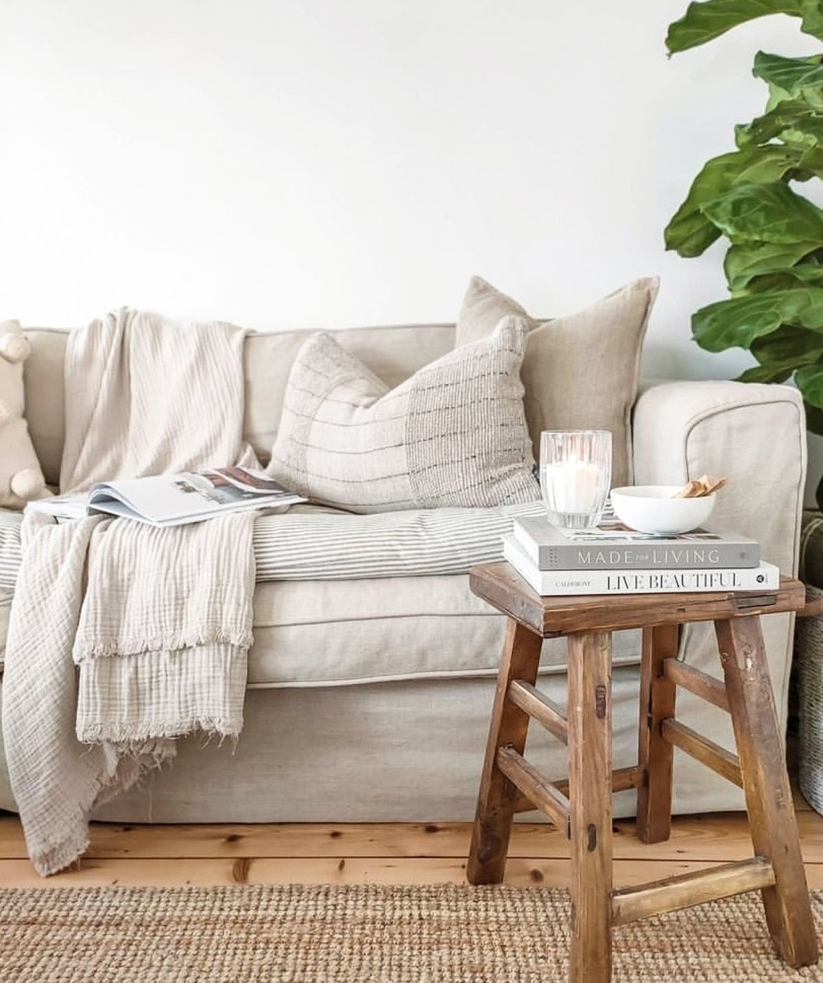 A stunning Linen/Cotton blend, The Mayla Cushion by Eadie Lifestyle oozes comfort and warmth with its divine tactility. The rustic texture is carefully crafted by artisans who weave the fabric on a traditional hand loom with love and care. Mayla is also reversible with a beautiful wooden button enclosure on one side.