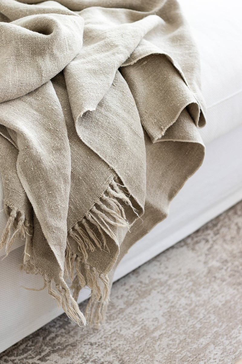 Briar Rustic Heavy Linen Throw - Natural Wander & Wild 