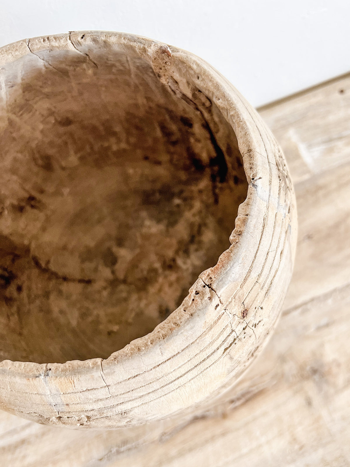 These authentic pots are unique antique pieces dating back approximately 50 years. They have a beautiful raw earthy feel and are a stunning piece whether left empty or filled with your favourite dried florals on a coffee table, bench-top, shelf or console.  Raw Indian rustic farmhouse decor, indian wooden pot planter, sale now on