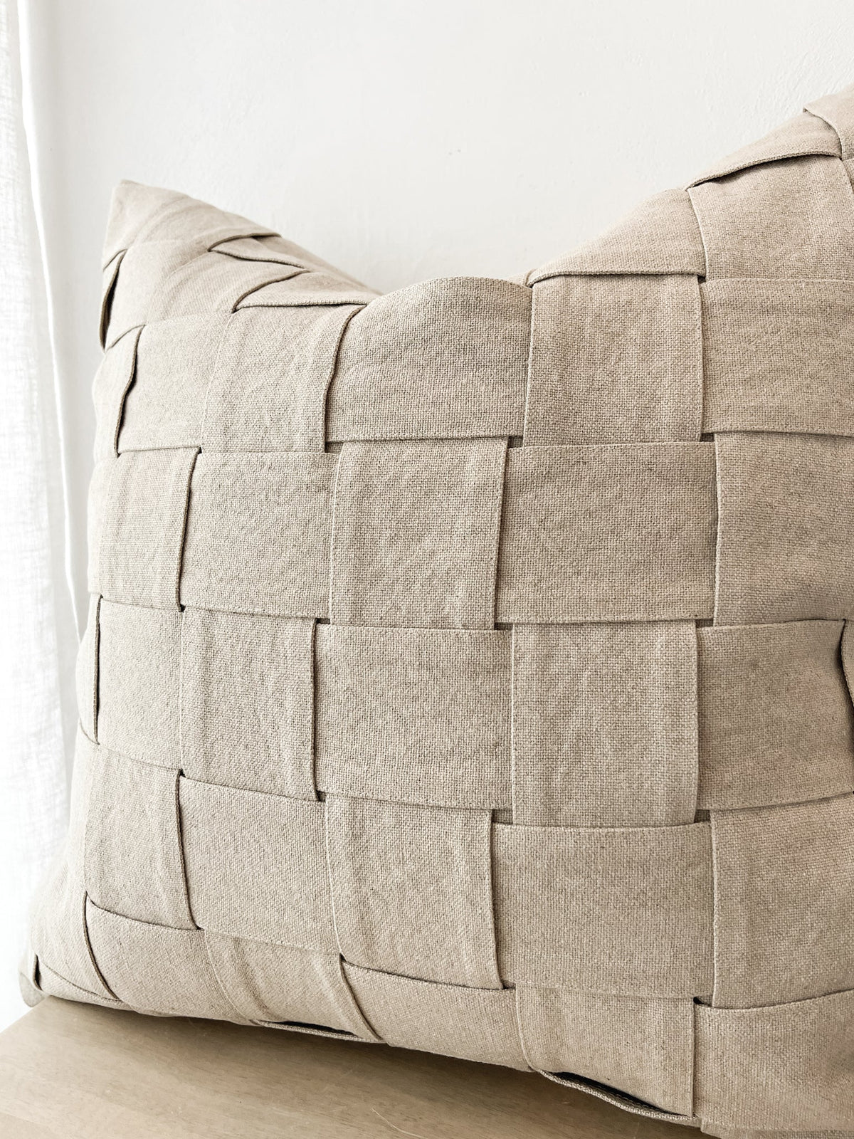 Lucia Weaved Linen Cushion -Natural Wander & Wild 